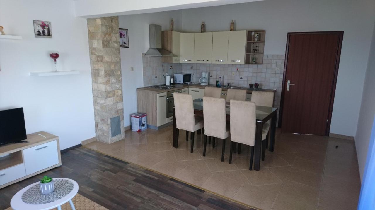 Apartman Vuleta Ražanac Eksteriør bilde