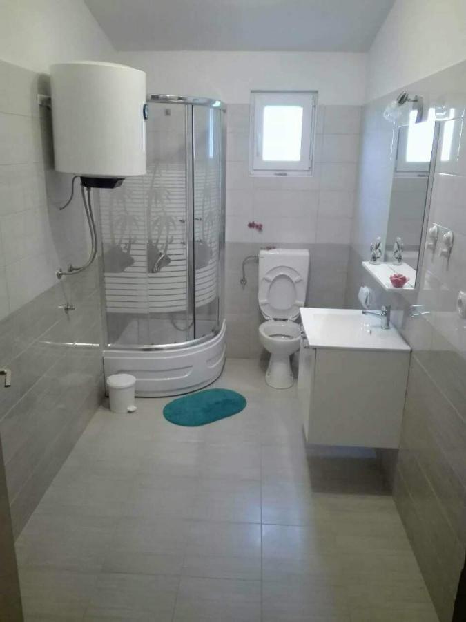 Apartman Vuleta Ražanac Eksteriør bilde