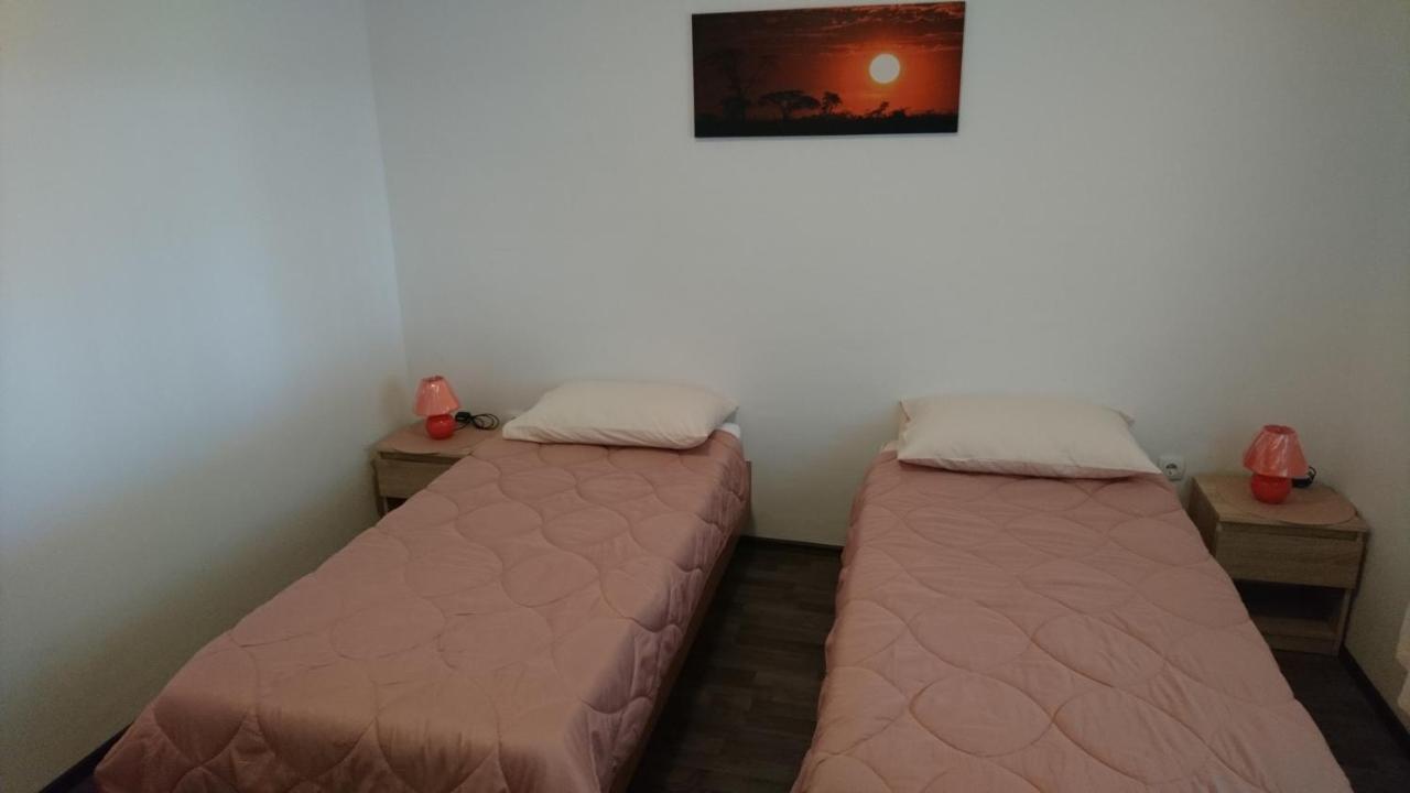 Apartman Vuleta Ražanac Eksteriør bilde